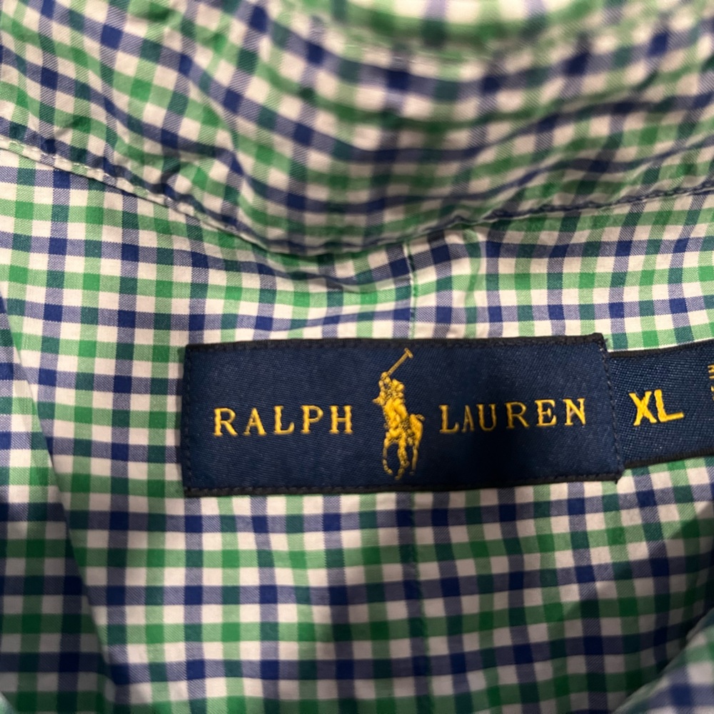 Men’s Ralph Lauren Short Sleeve Button Down - Picture 2 of 3